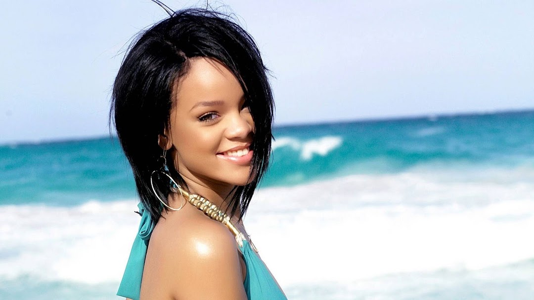 Rihanna HD Wallpaper 5