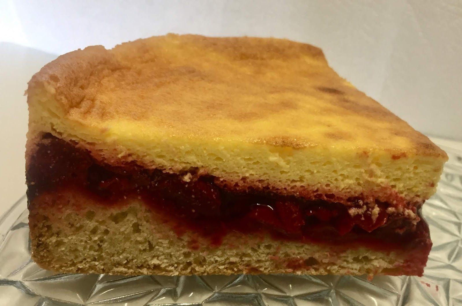 DerTopfgucker : Sauerkirschtorte mit Hefeteigboden und Schmanddecke