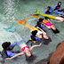 Se popularizan en Filipinas clases de natación para sirenas y tritones
