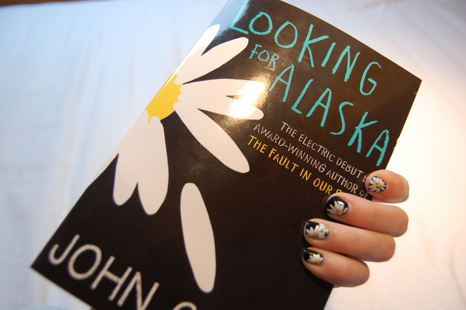 Made by Daniëlle Looking For Alaska Nail Art
