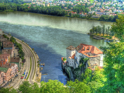 Pertemuan Sungai Uelzen dan Inn di Passau, Jerman. 