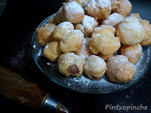 buñuelos sin gluten, chocolate,dulces, recetas de todos los santos, rellenos, trufa