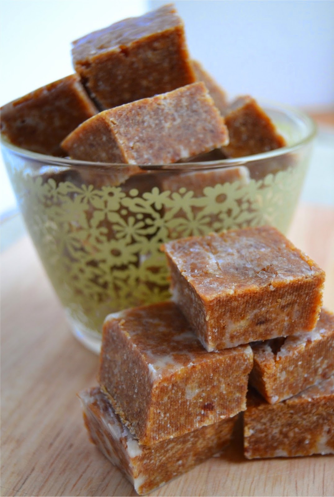 Cakeyboi Raw Coconut Fudge