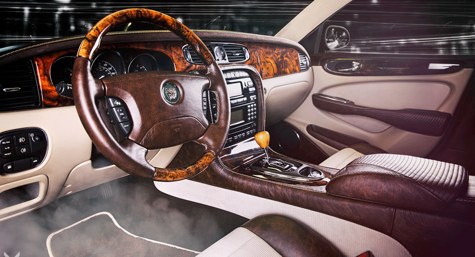 Risultati immagini per jaguar xj 2005