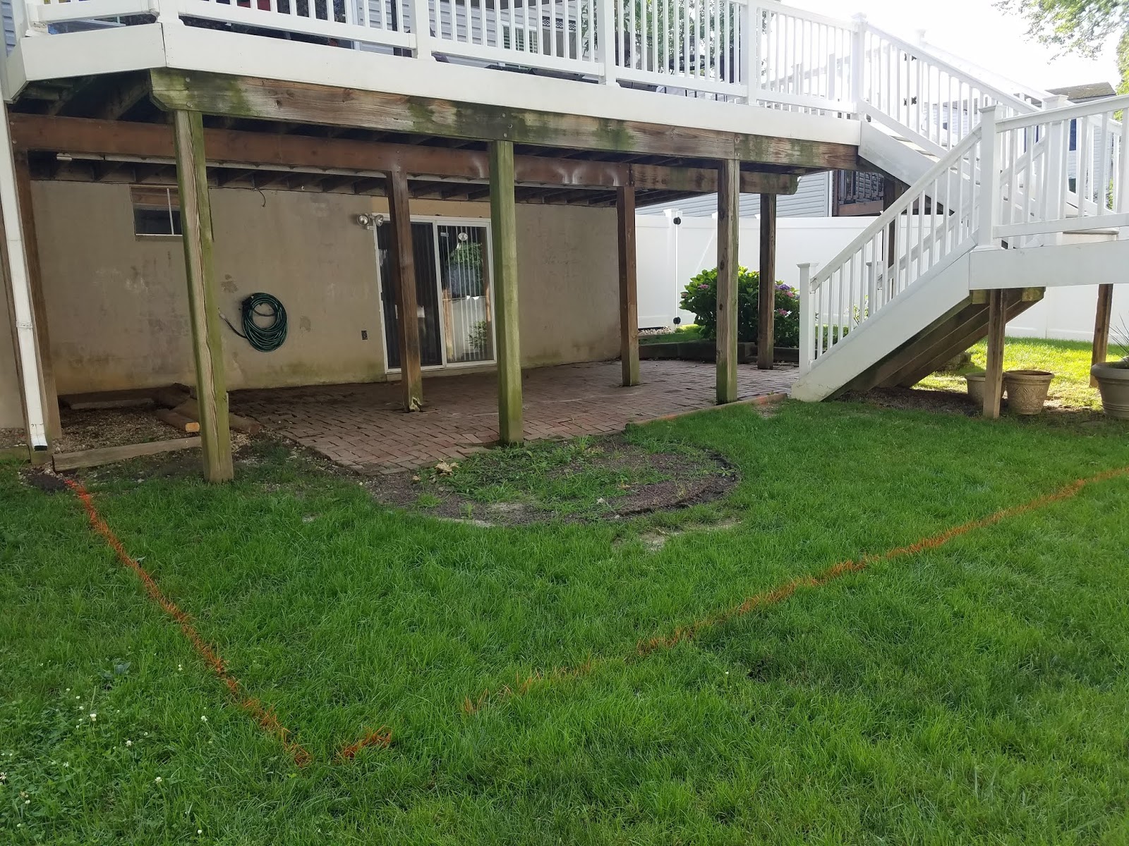 Custom Stoneworks Design Inc Concrete Patio And Retaining Wall