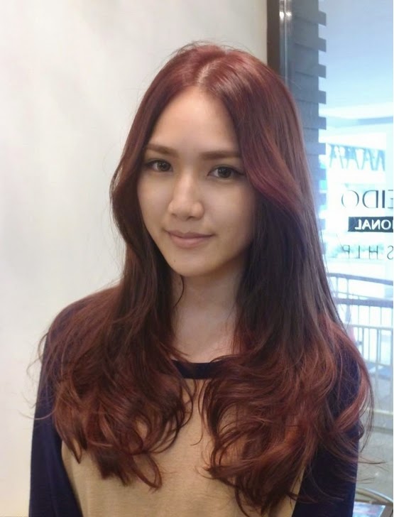 Model Potongan Rambut Panjang Wanita Terbaru Model Rambut Terbaru jpg (555x728)