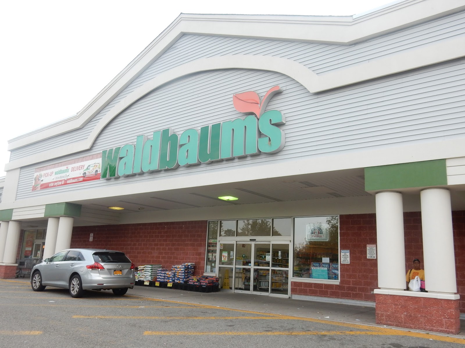 Tour Waldbaum's East Meadow, New York