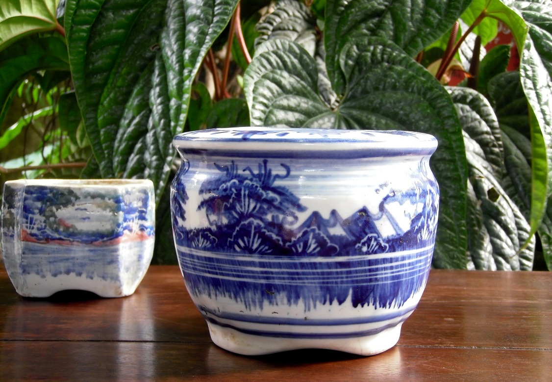 PATINA ANTIK BLUE & WHITE FLOWER POT