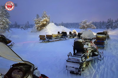 Motos de nieve en Laponia Finlandesa