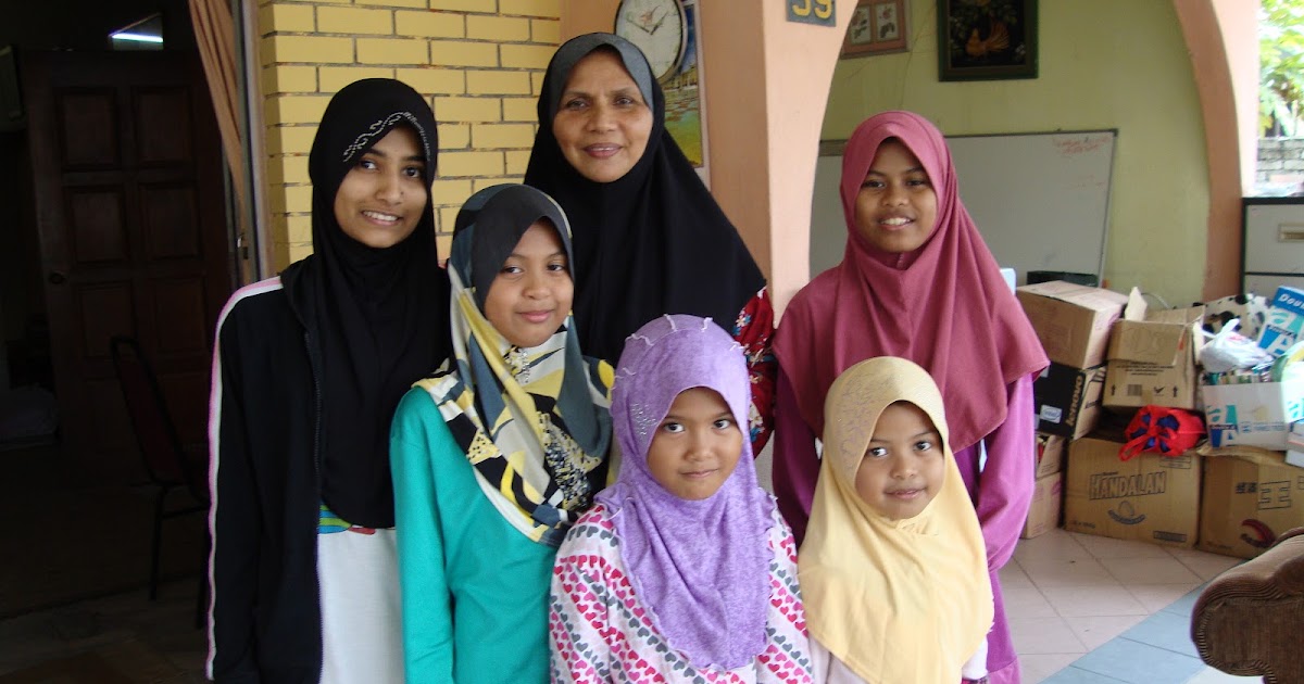 Rumah Anak Anak Yatim  Penyerahan Bantuan Rumah AnakAnak Yatim At