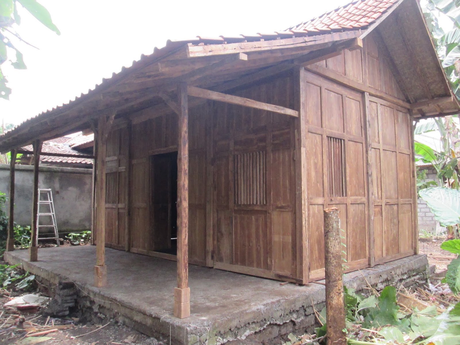 Dijual Rumah Kampung Kayu Jati Full Gebyok 5 x 6 meter 