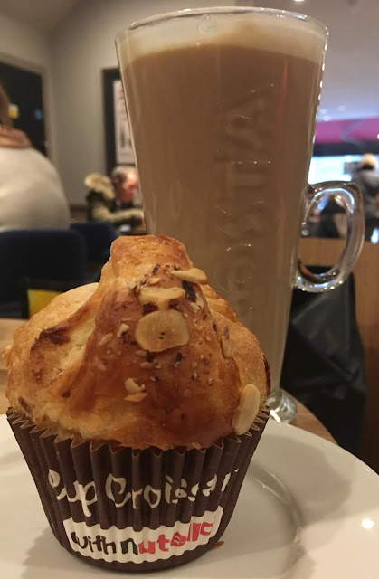 Cup Croissant with Nutella (Costa)