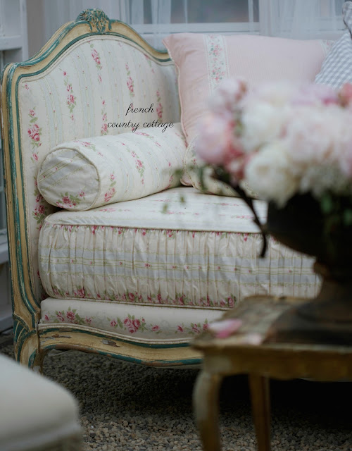 8 tips for shopping and scoring vintage Craigslist