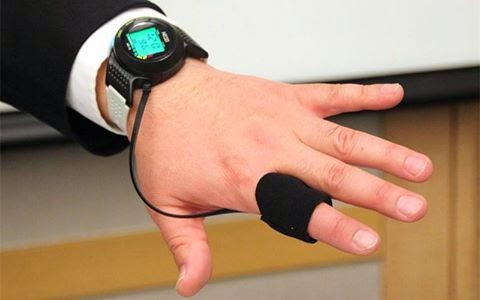 這真的不是手錶 日本精密測器開發的手錶型運動測定器