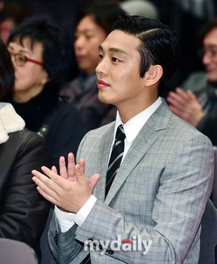 올해의 영화상 남우주연상 유아인 | 인스티즈