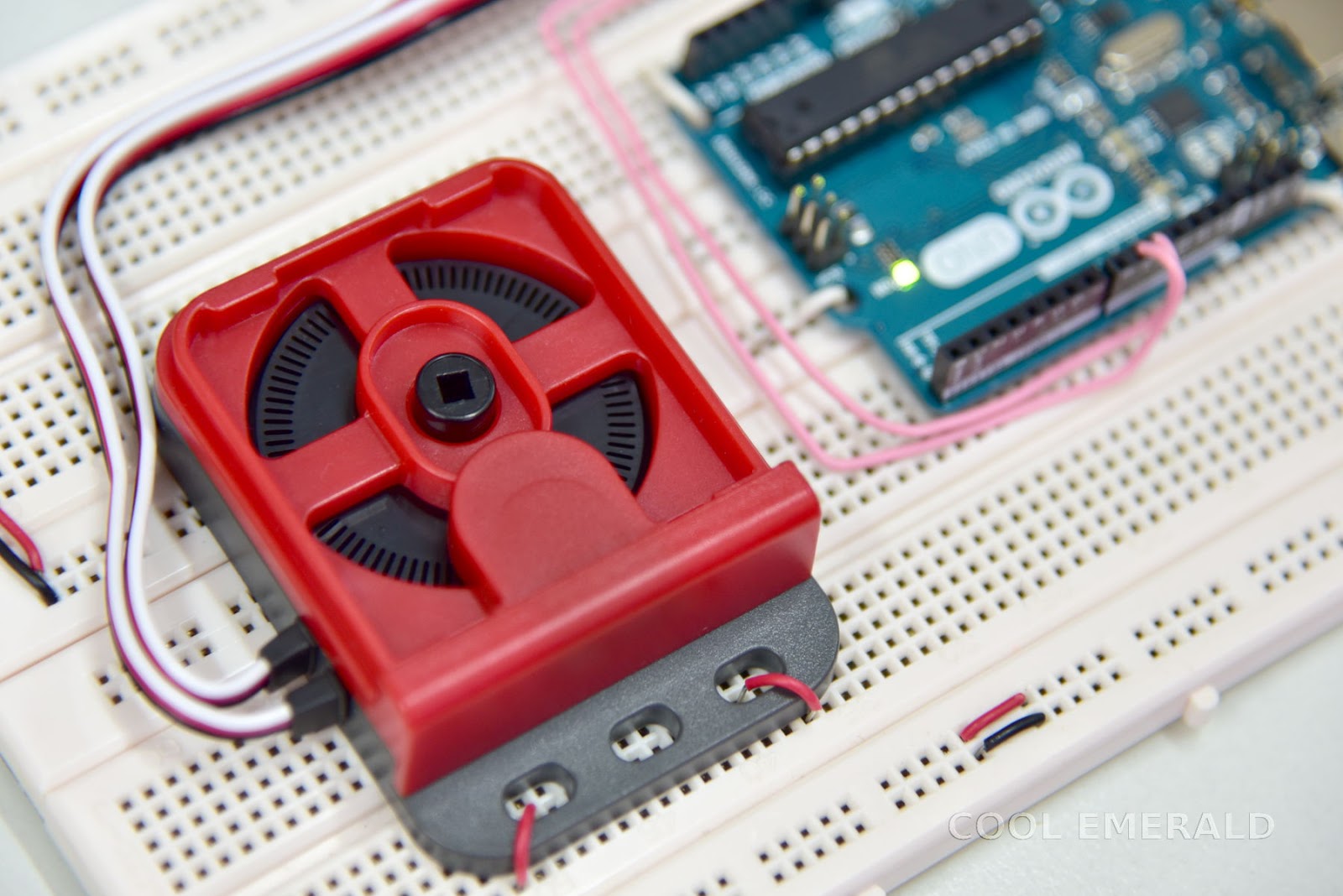 CoolEmerald Reading Rotary Encoder Using Microcontroller