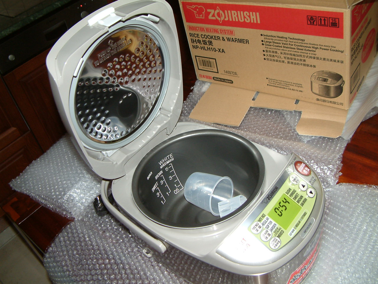 HunHome Unboxing of a Zojirushi NPHLH10XA / NPHLH10 Induction Rice