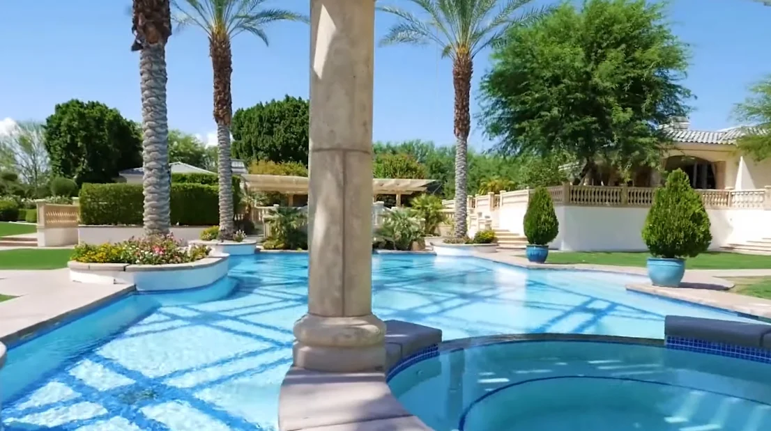 Tour Coachella Valley, CA Luxury Classic Mansion vs. 19 Interior Design Photos
