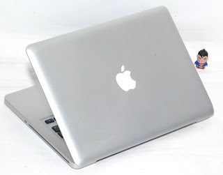 MacBook Pro Core i5 13" 2011 Fullset Bekas