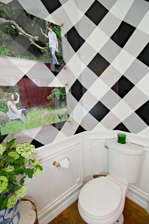 buffalo check wall, gingham wall, how to paint a plaid wall
