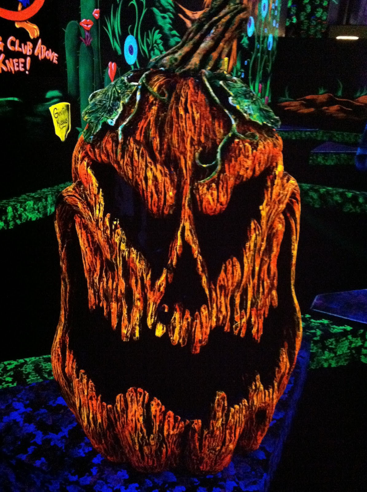 the-holidaze-monster-mini-golf
