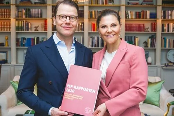 Crown Princess Victoria wore Rodebjer Nera pink blazer. Generation Pep founded by the Swedish Crown Princess couple