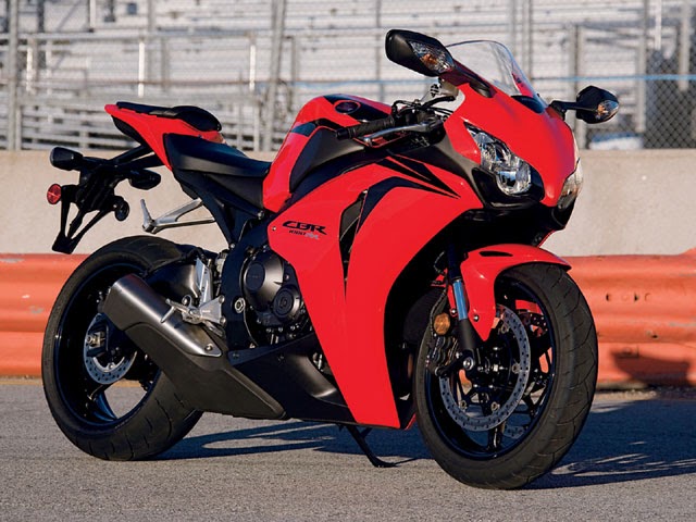 motorcycle news: Fastest Motorcycle: Honda CBR1000RR Fireblade