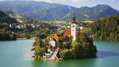 Castillo y lago de Bled
