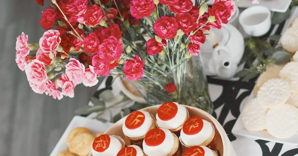 chinese new year dessert table