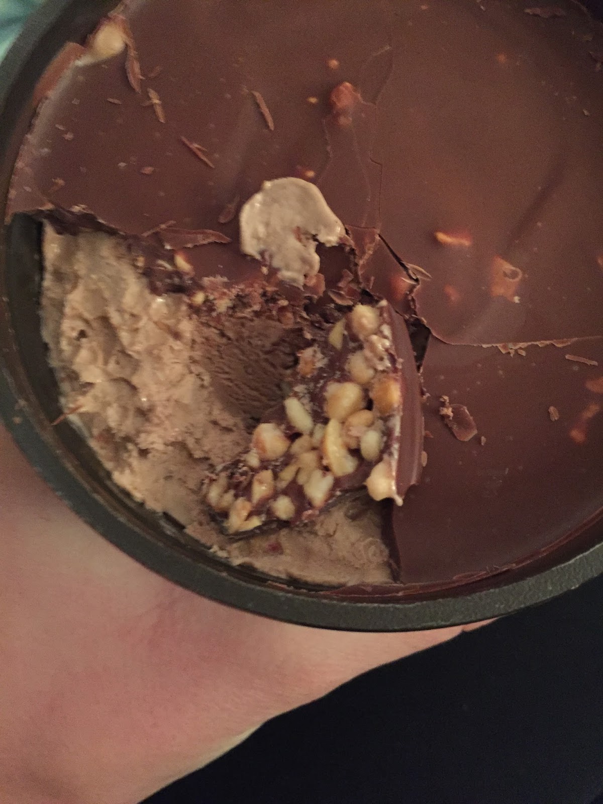 Magnum Milk Chocolate Hazelnut PINT