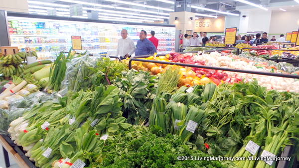 Merkado Supermarket In UP Town Center