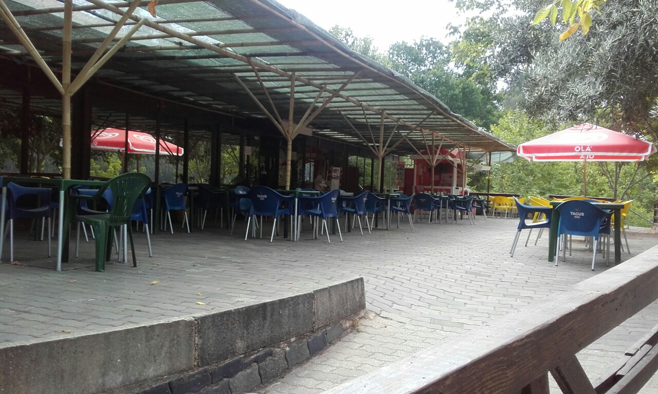 Esplanada restaurante Panorâmico - Senhora da Ribeira