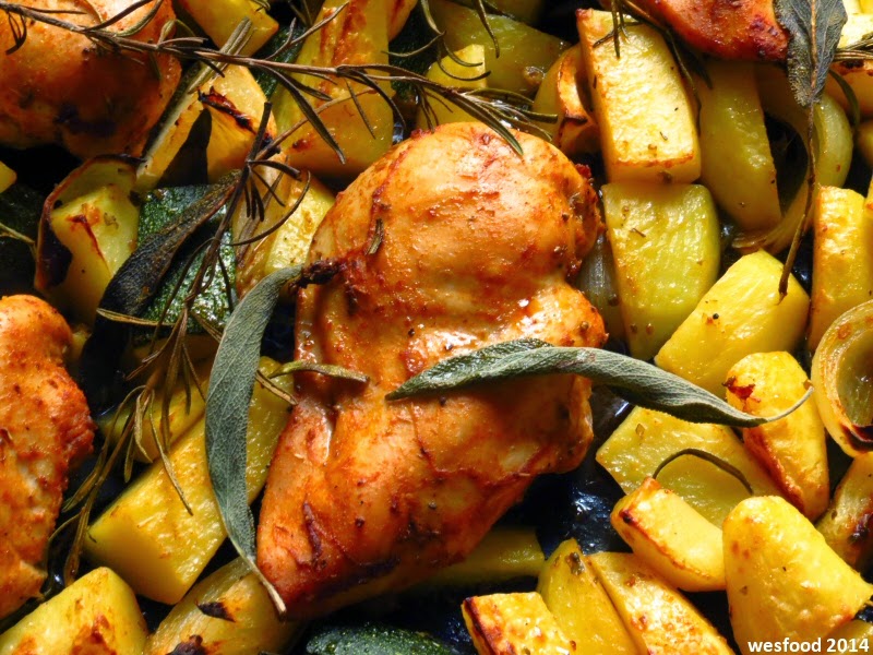 WesFood: Hähnchenbrust mit Kartoffel-Zucchini-Gemüse aus dem Ofen
