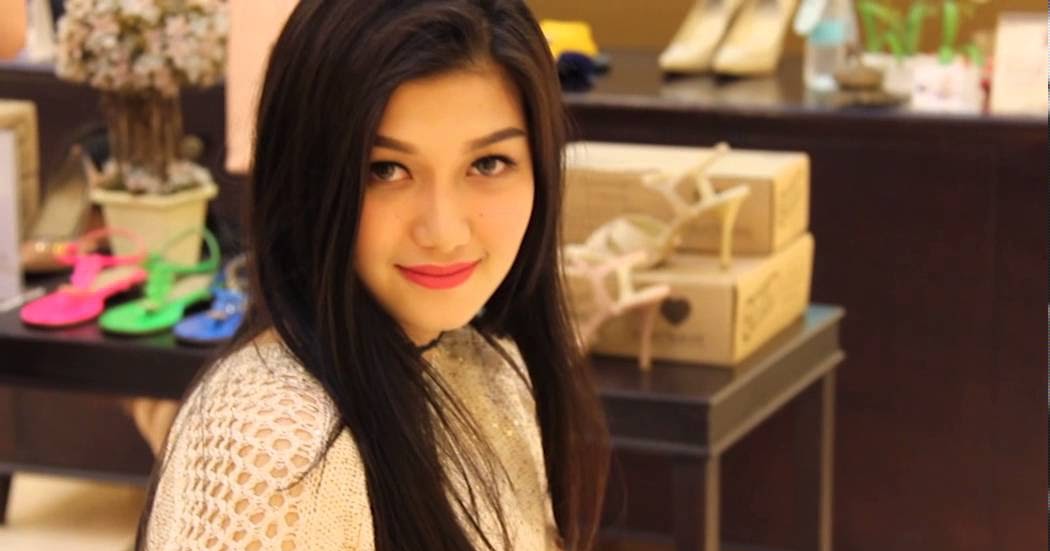 32 ARTIS MUDA INDONESIA TERCANTIK 2018