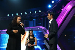 Hariharan with Filmfare Awards South