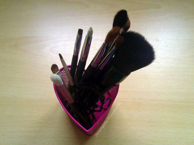makeup brushes elf no7 eyeshadow blending shading brush eyeliner brush