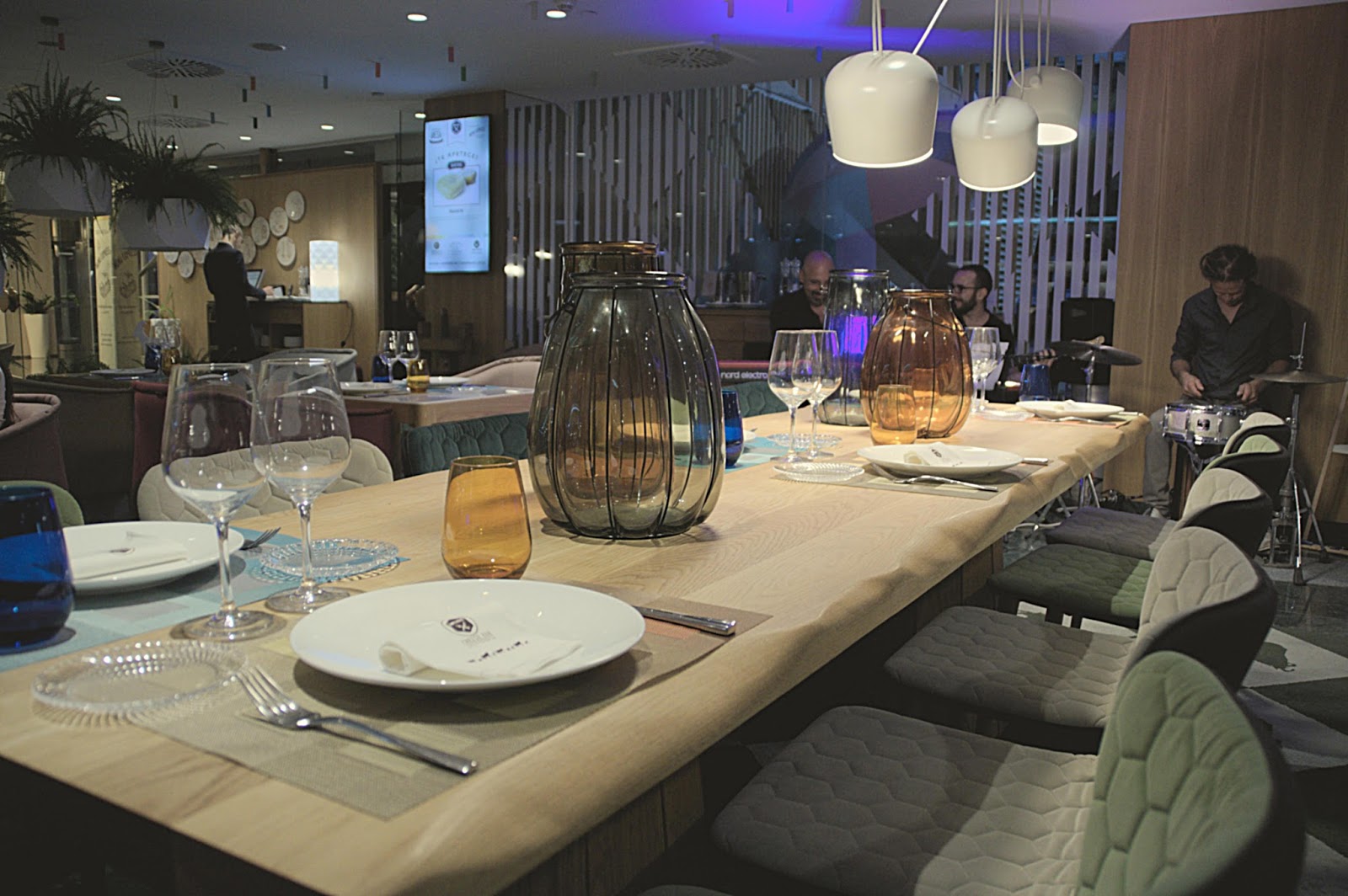 La Florinata En la Ciudad Poncelet Cheese Bar, un templo para los