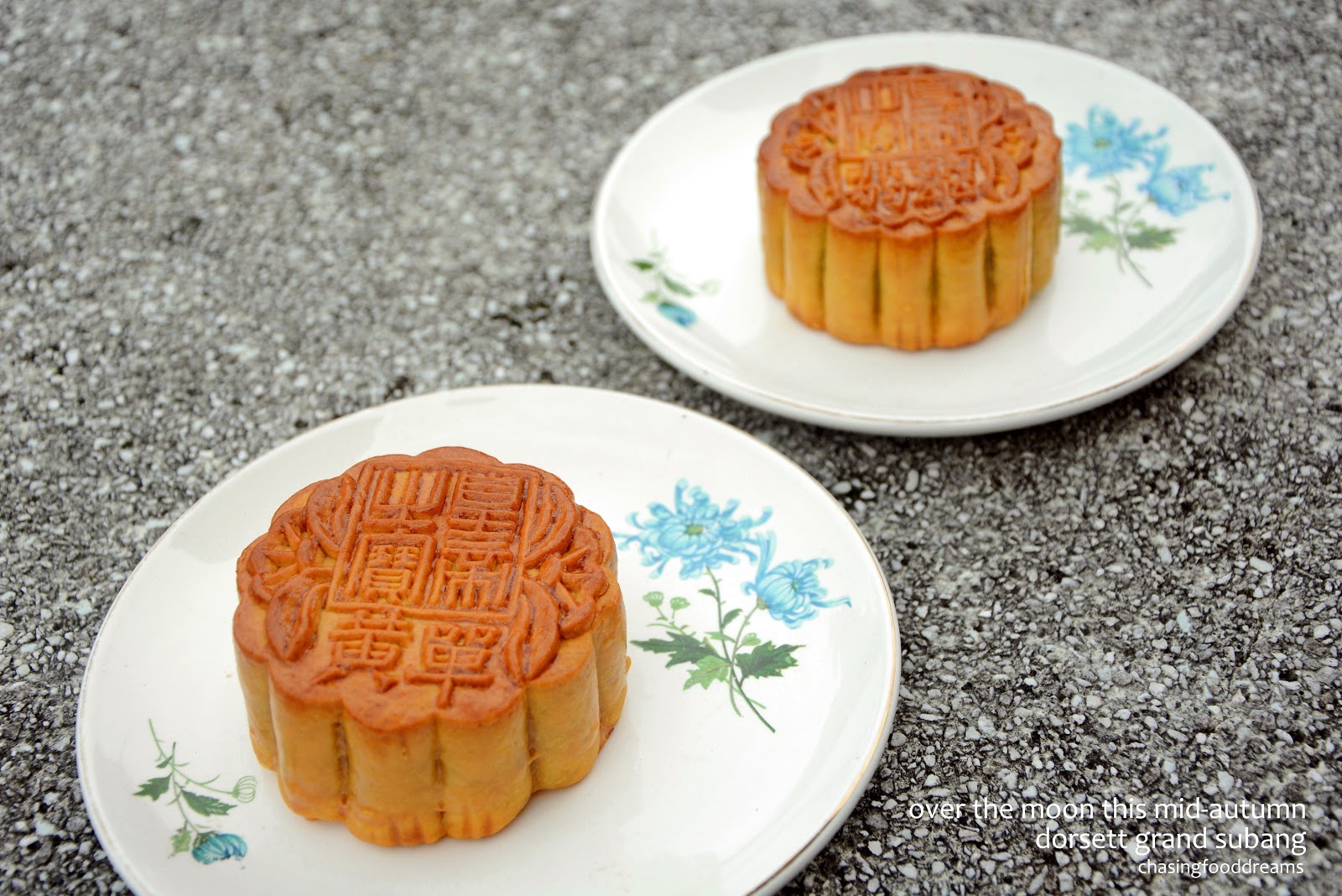 CHASING FOOD DREAMS MidAutumn Mooncakes Dorsett Grand Subang