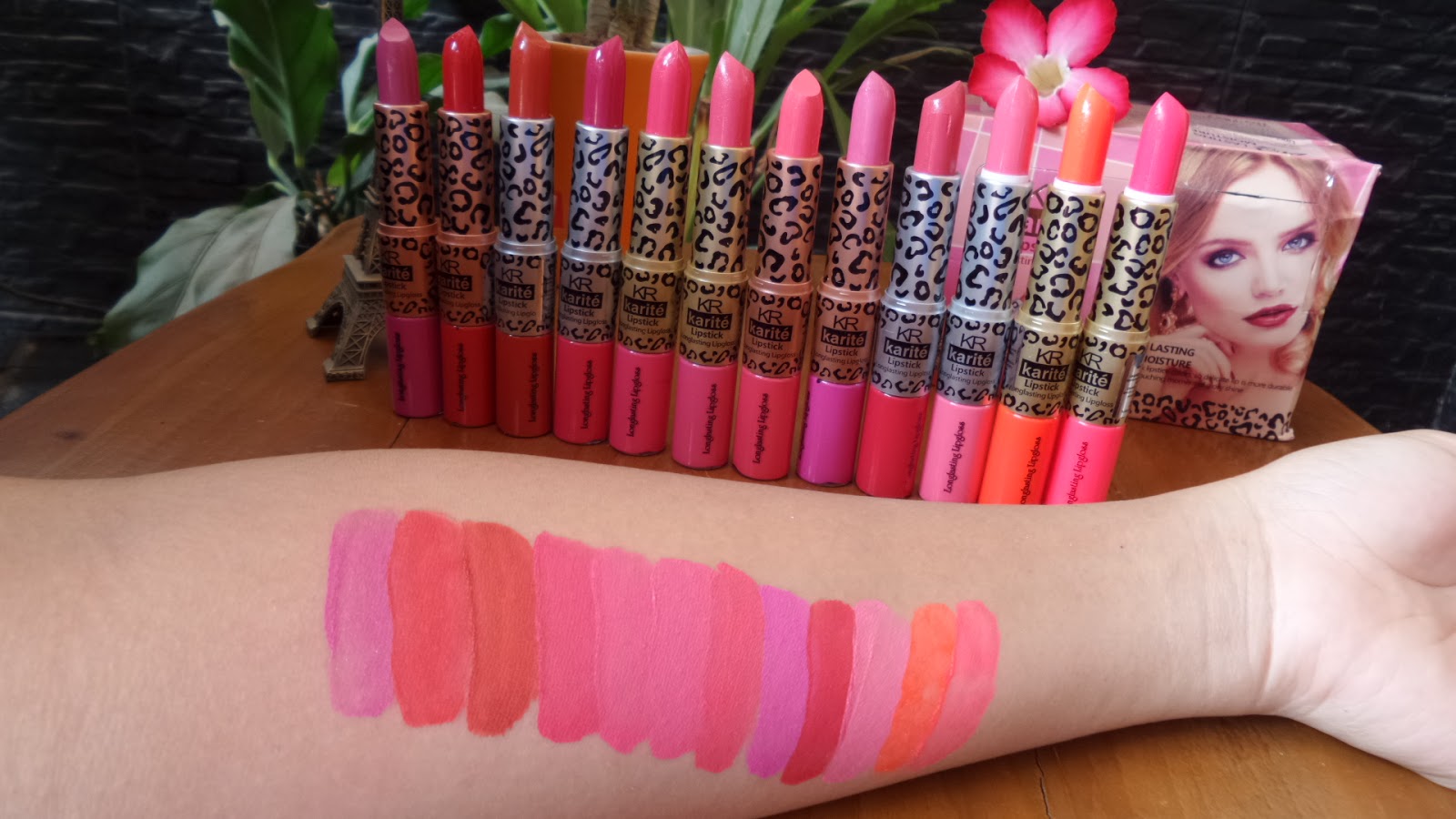 LIPSTICK & LIPGLOSS 2in1 KR KARITE Leopart NAKED ONLINE