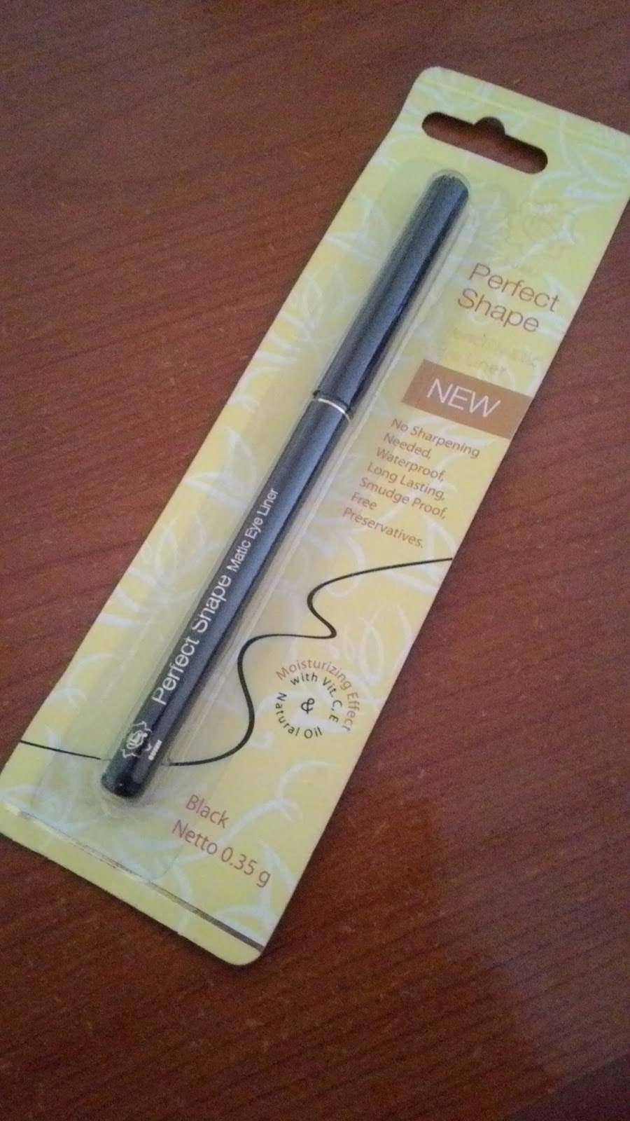 Review Viva Eyeliner Perfect Shape Diary of Angel Pink