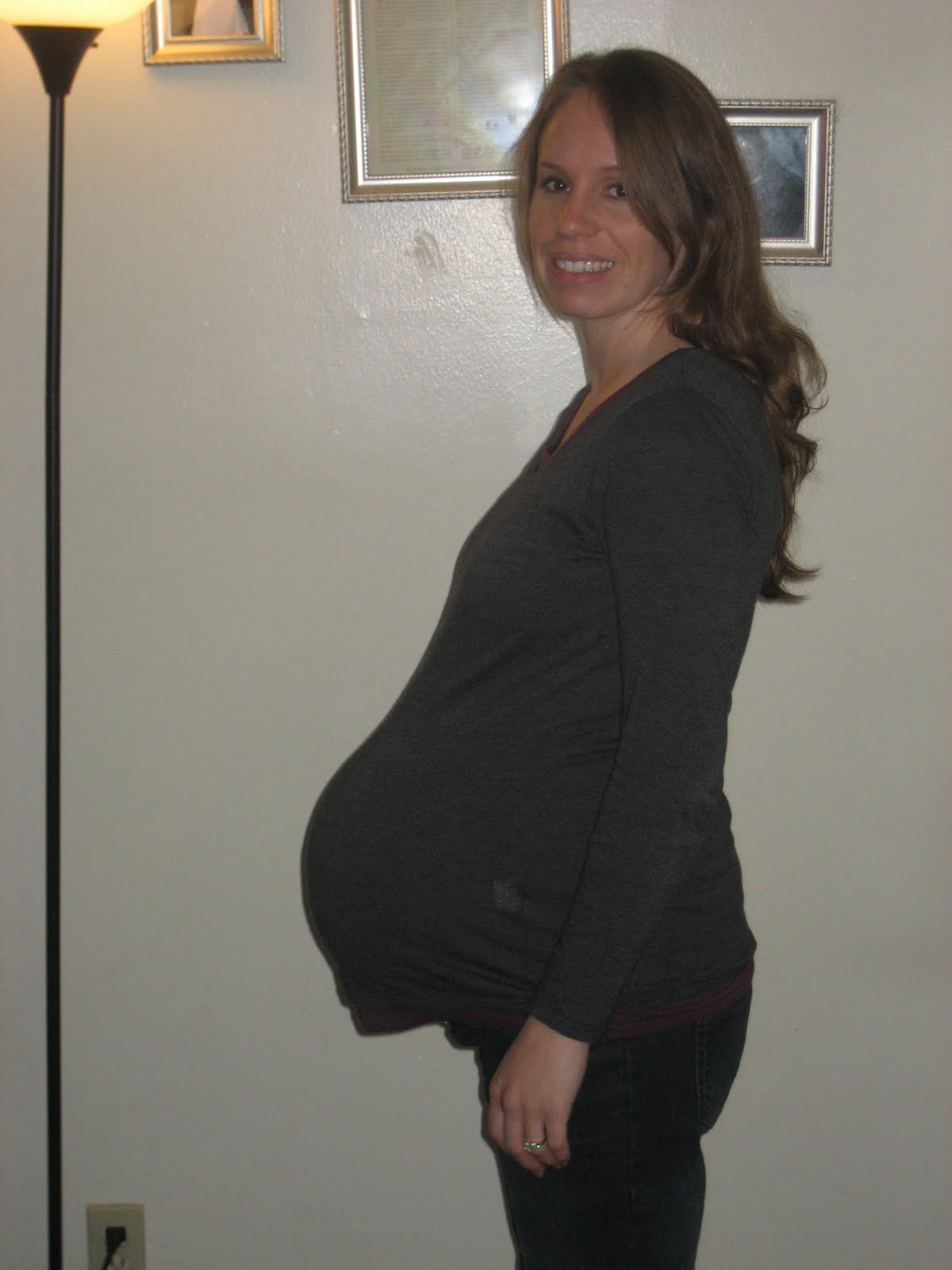 40 недель россия. Живот беременной 40 недель.
