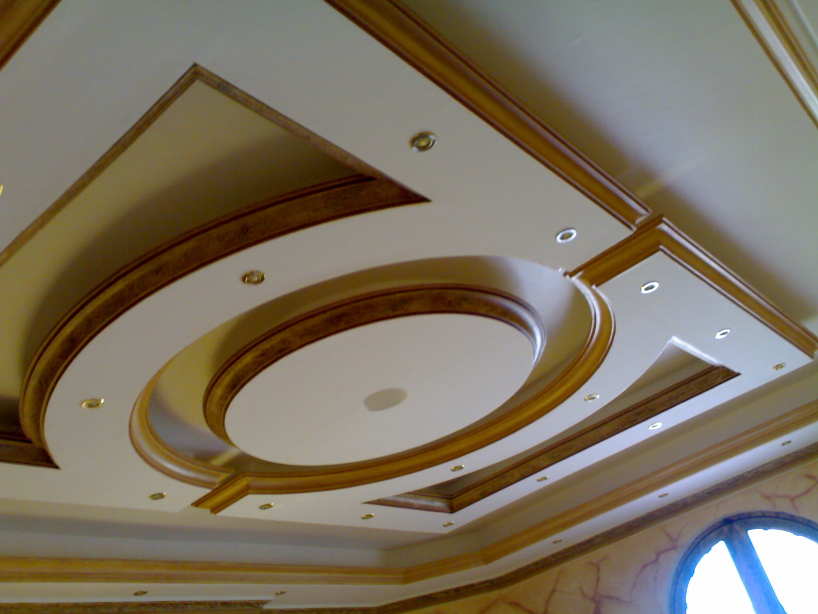 عالم الديكور والجبس