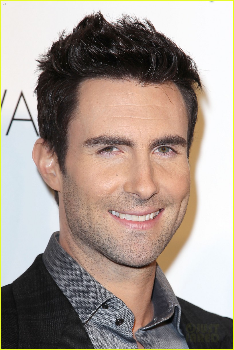 Adam Levine HairStyle (Men HairStyles) - Men Hair Styles Collection