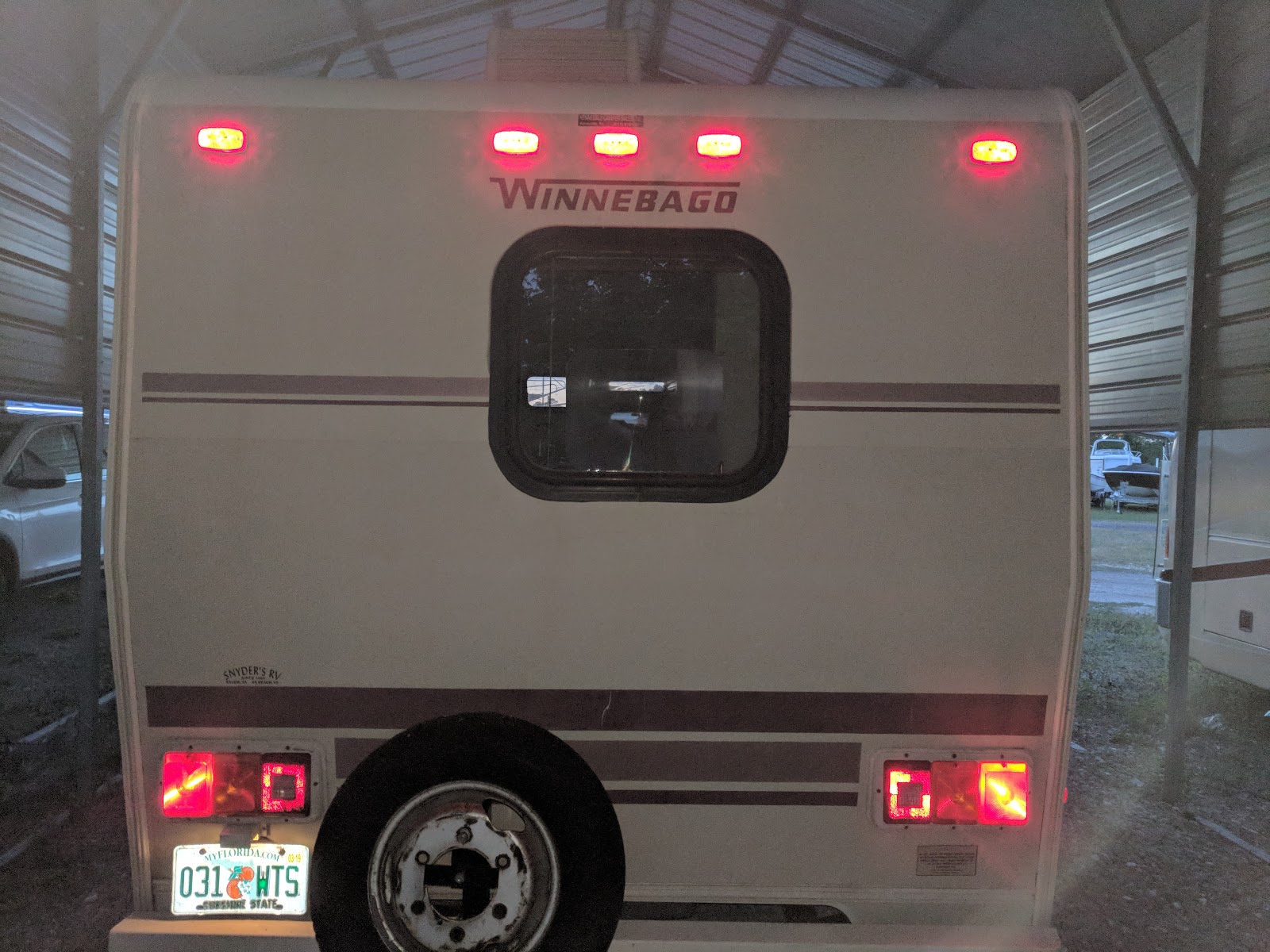 14 Replacing the Marker Lights on the RV