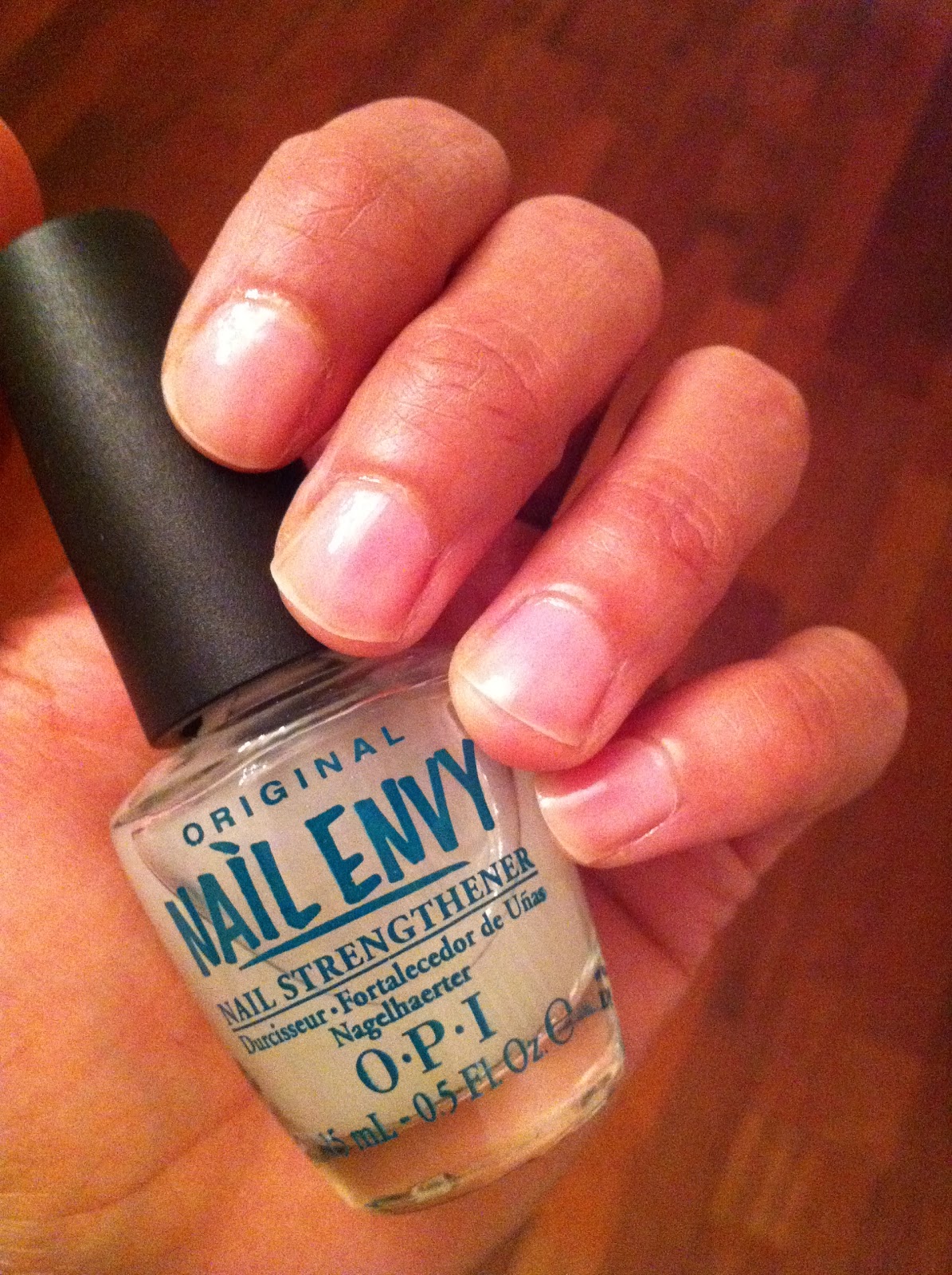 Sugarcoated dumbbells Review OPI Nail Envy