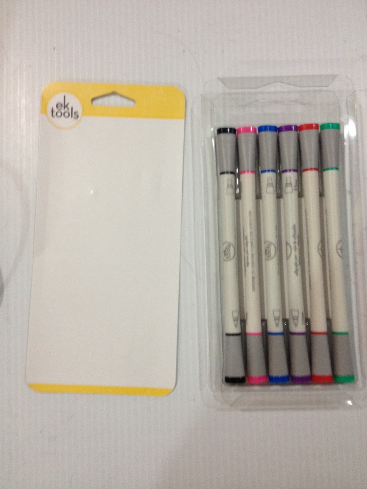Itoya Doubleheader Bright Colors Calligraphy Marker Set