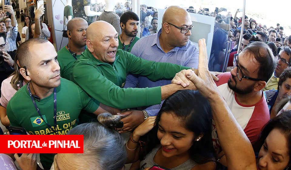 80 mil pessoas passaram pela Havan de Mogi Mirim no fim de semana 80 mil pessoas passaram pela Havan de Mogi Mirim no fim de semana