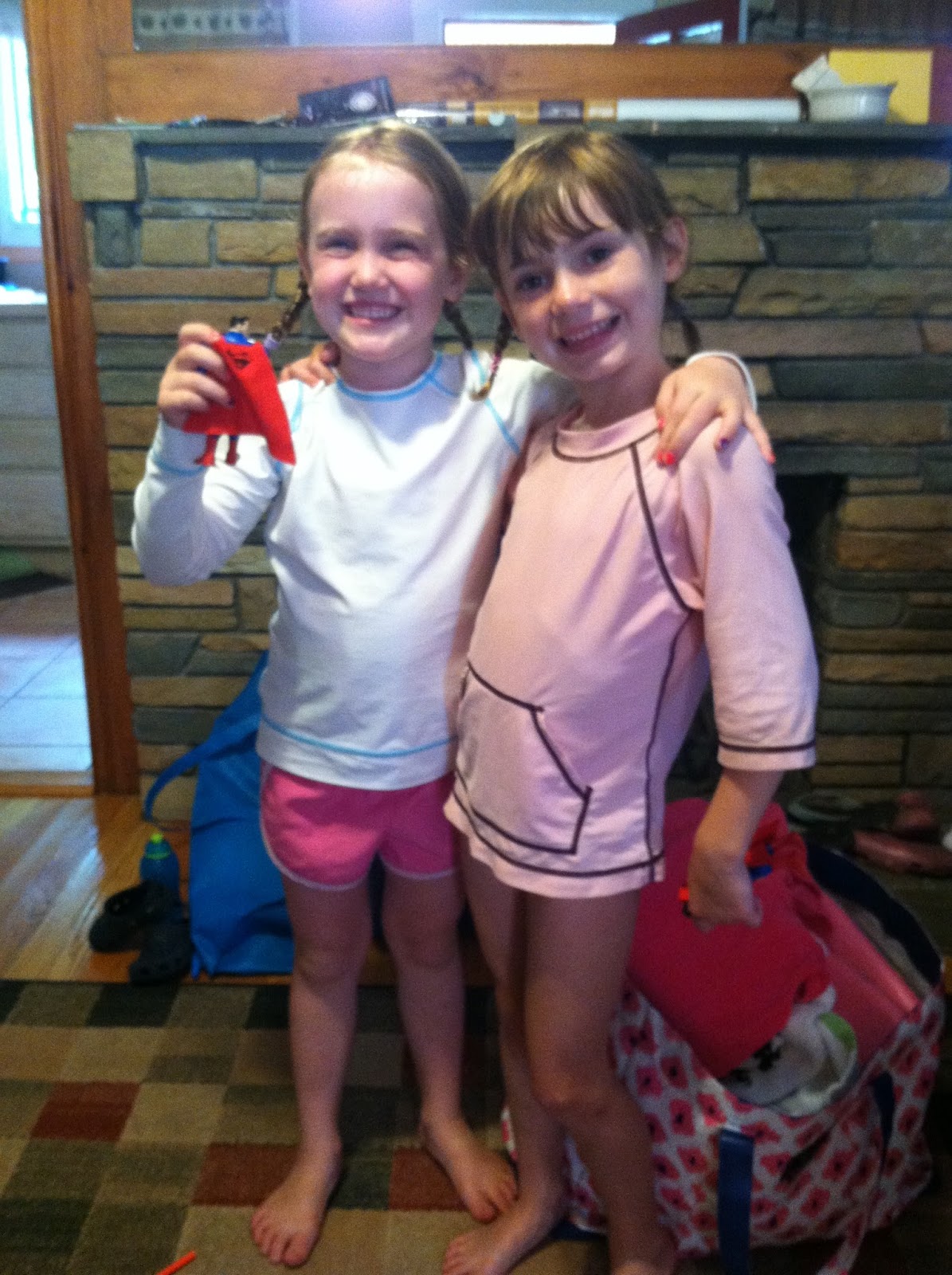 The Sister s C (Charlotte and Catherine): Cousins visit beach