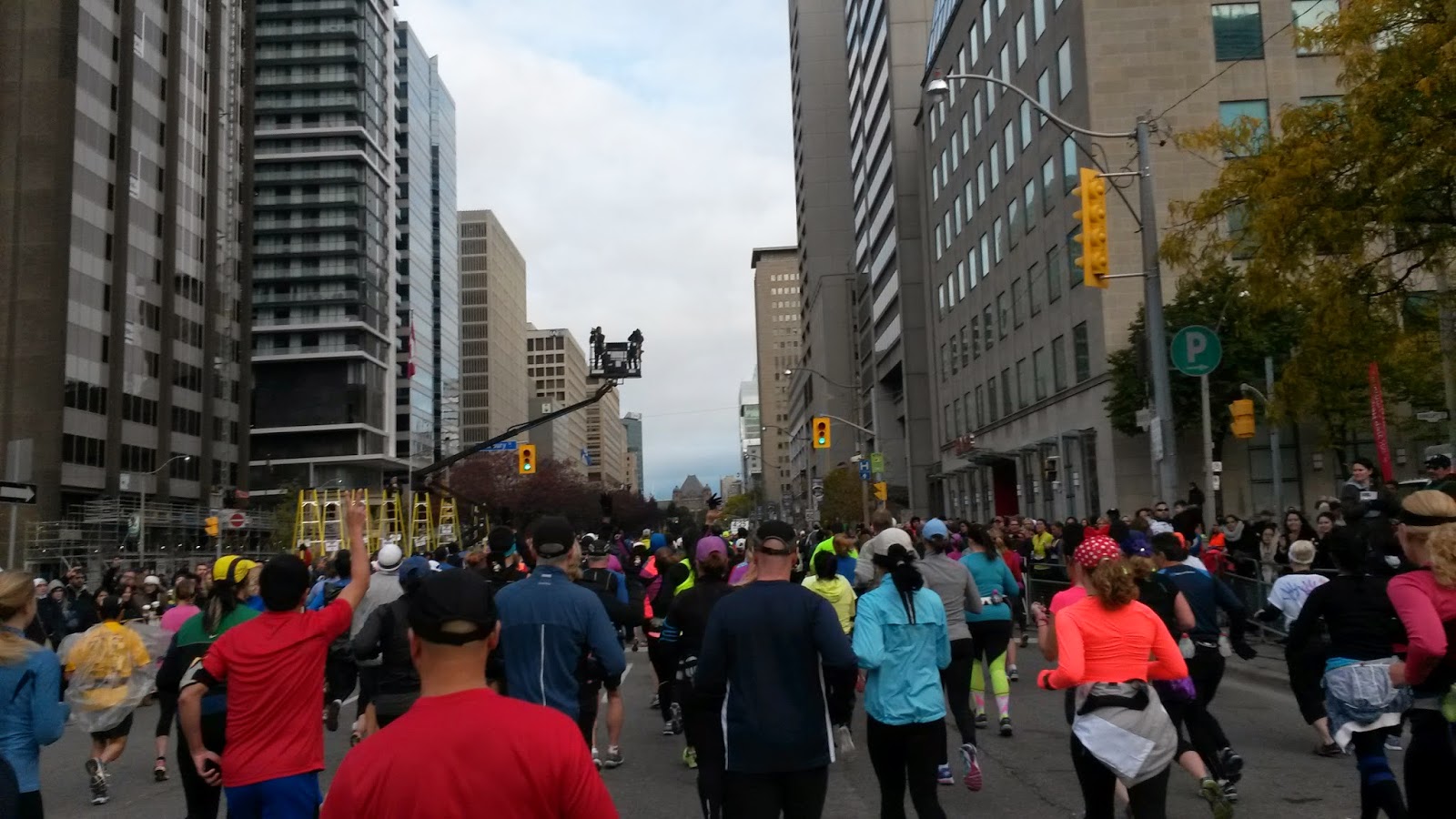 Full/Ultra Marathon Blog Toronto Waterfront Marathon Photo Race Report