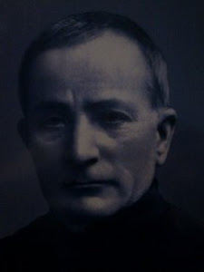 Fundador Pe. Geraldo van Schinjdel.